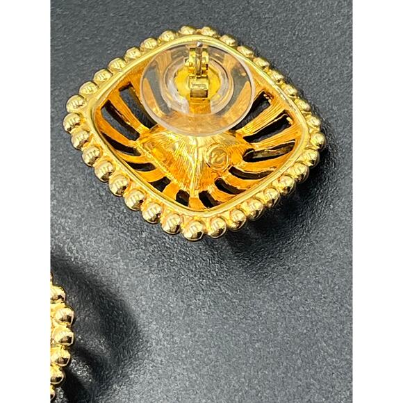 Swarovski Swan Square Red Crystal Gold Tone Rope Design Pierced Earrings - Picture 7 of 9